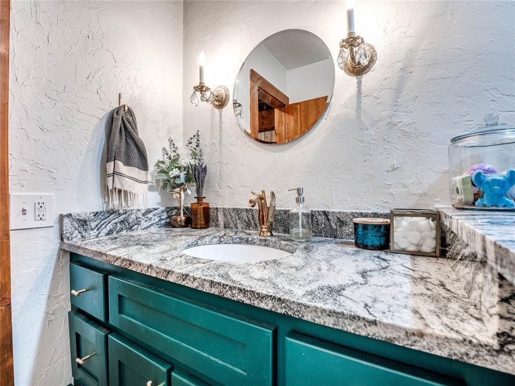 11308 N Miller Avenue