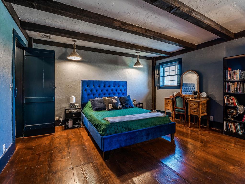 11308 N Miller Avenue