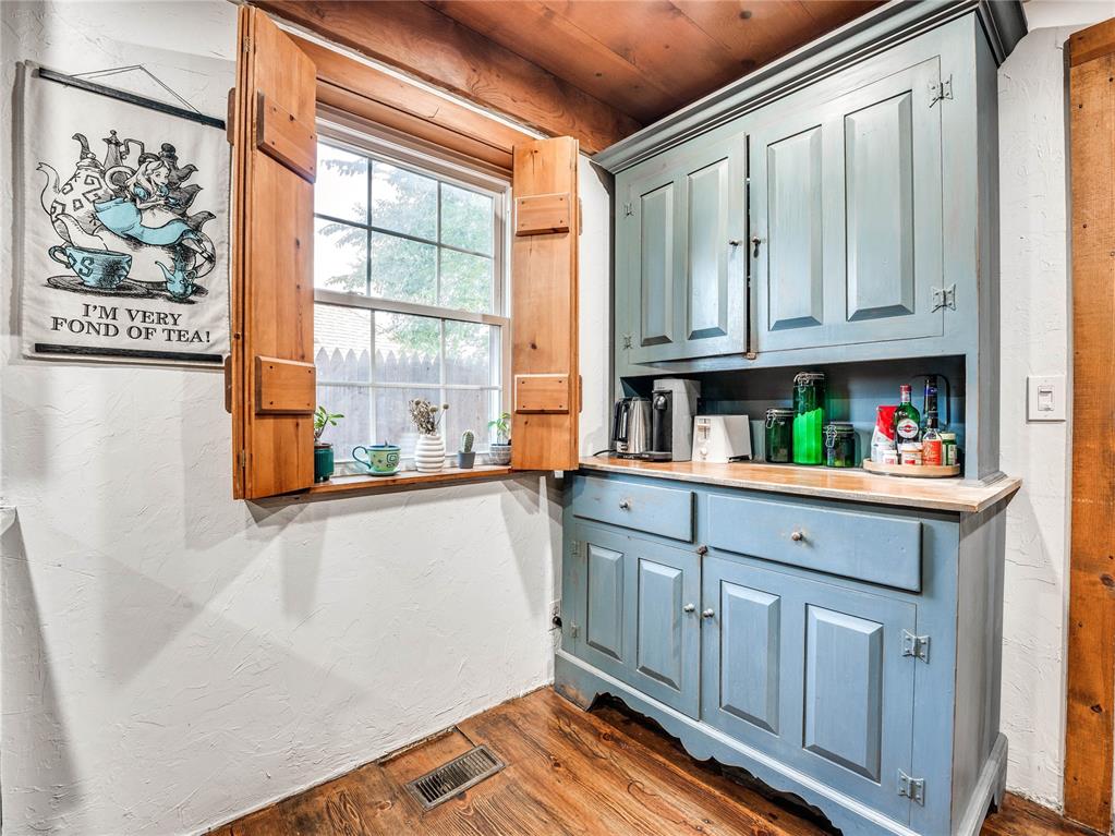 11308 N Miller Avenue