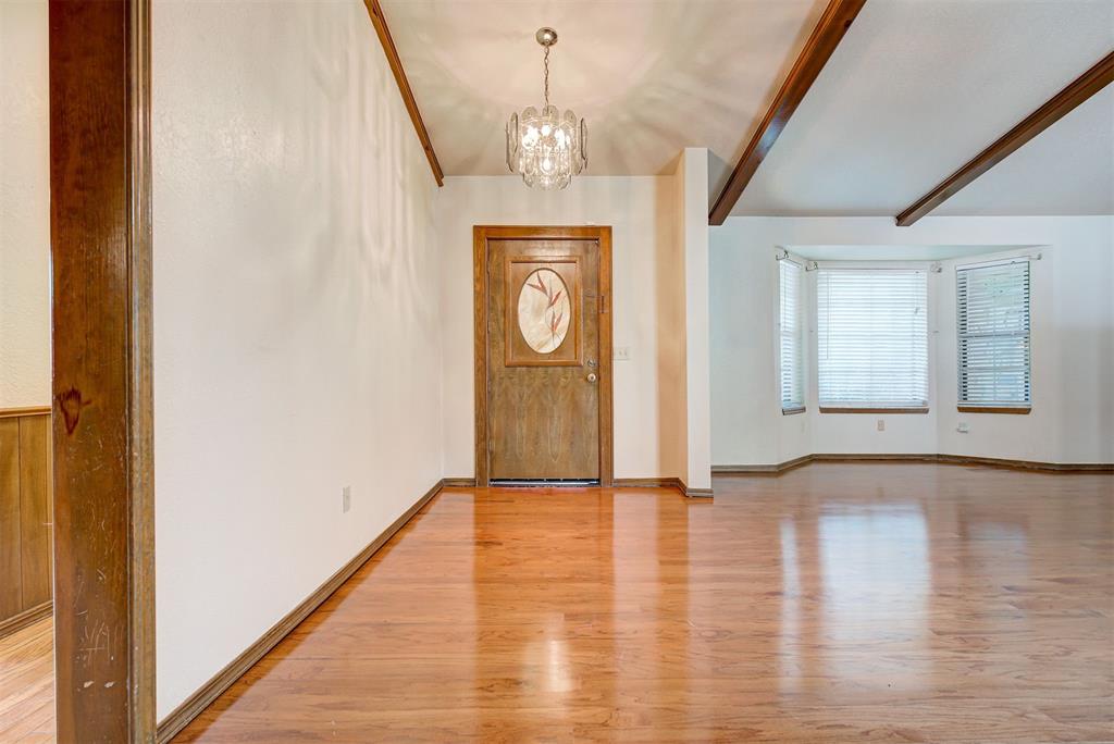 7312 Kingsridge Road