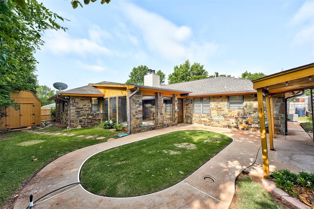 7312 Kingsridge Road