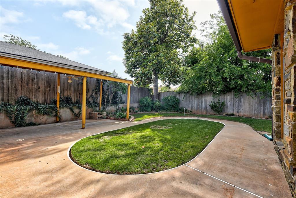 7312 Kingsridge Road