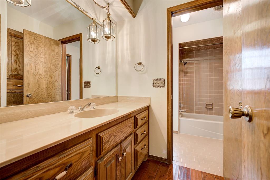 7312 Kingsridge Road