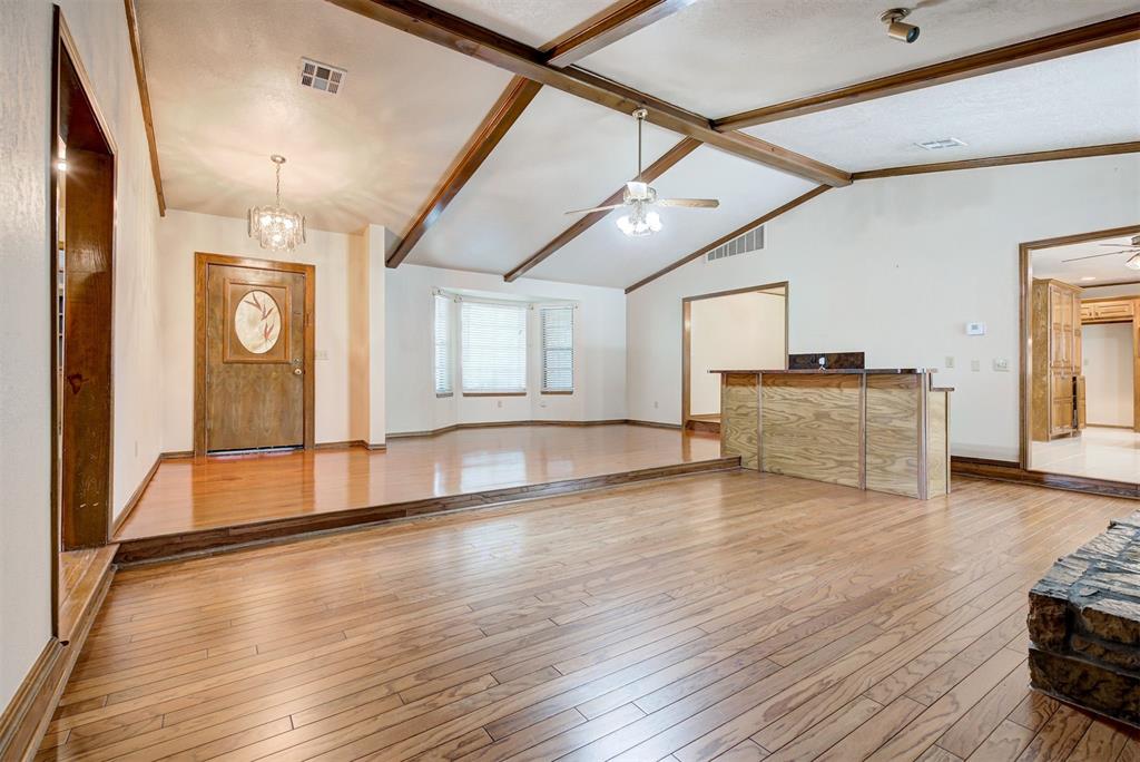 7312 Kingsridge Road