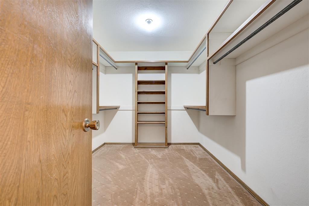 7312 Kingsridge Road