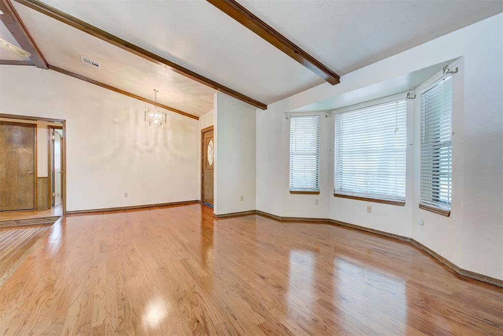 7312 Kingsridge Road