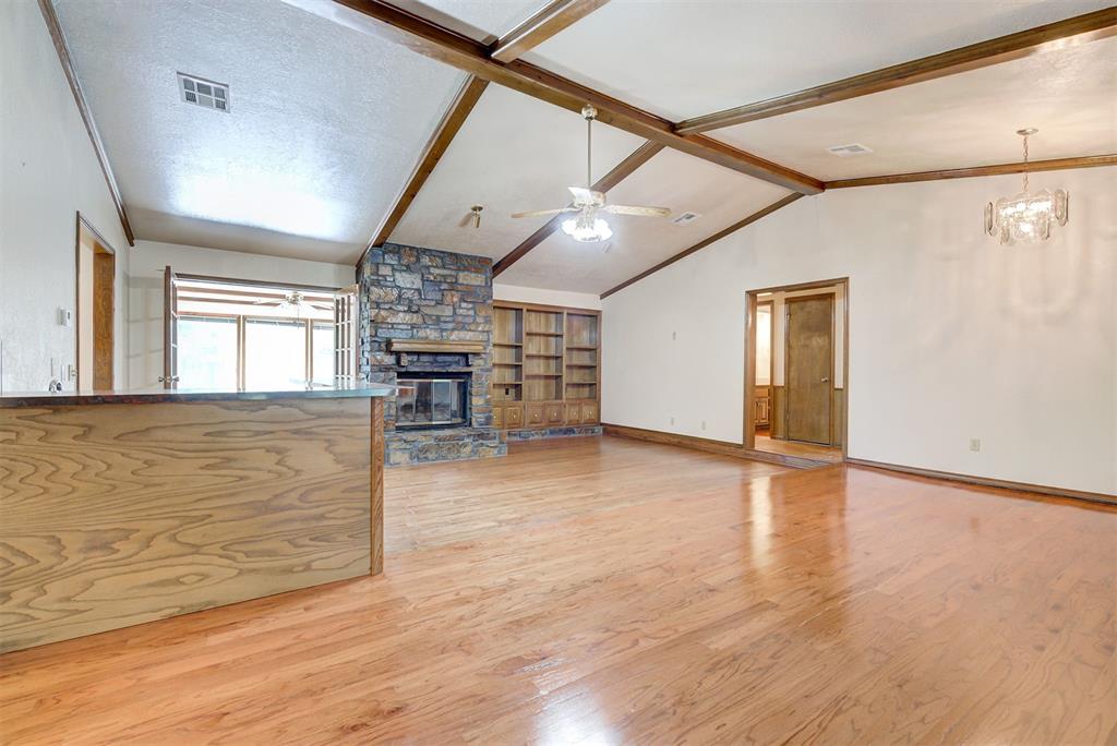 7312 Kingsridge Road