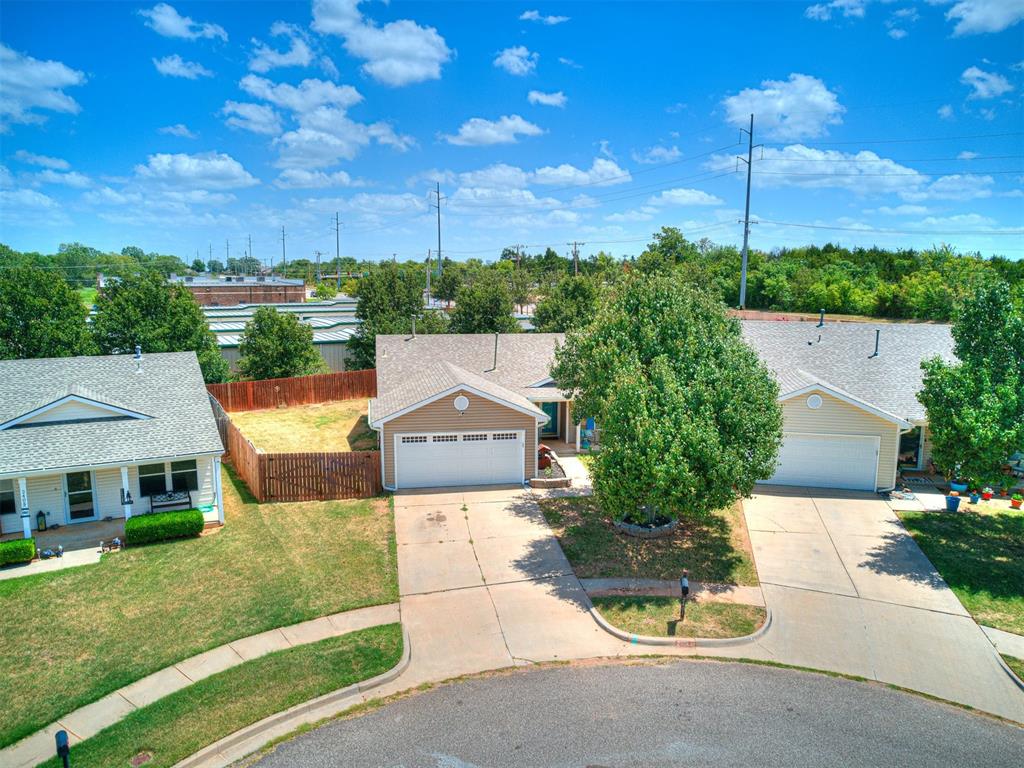 2401 Hunting Horse Trail