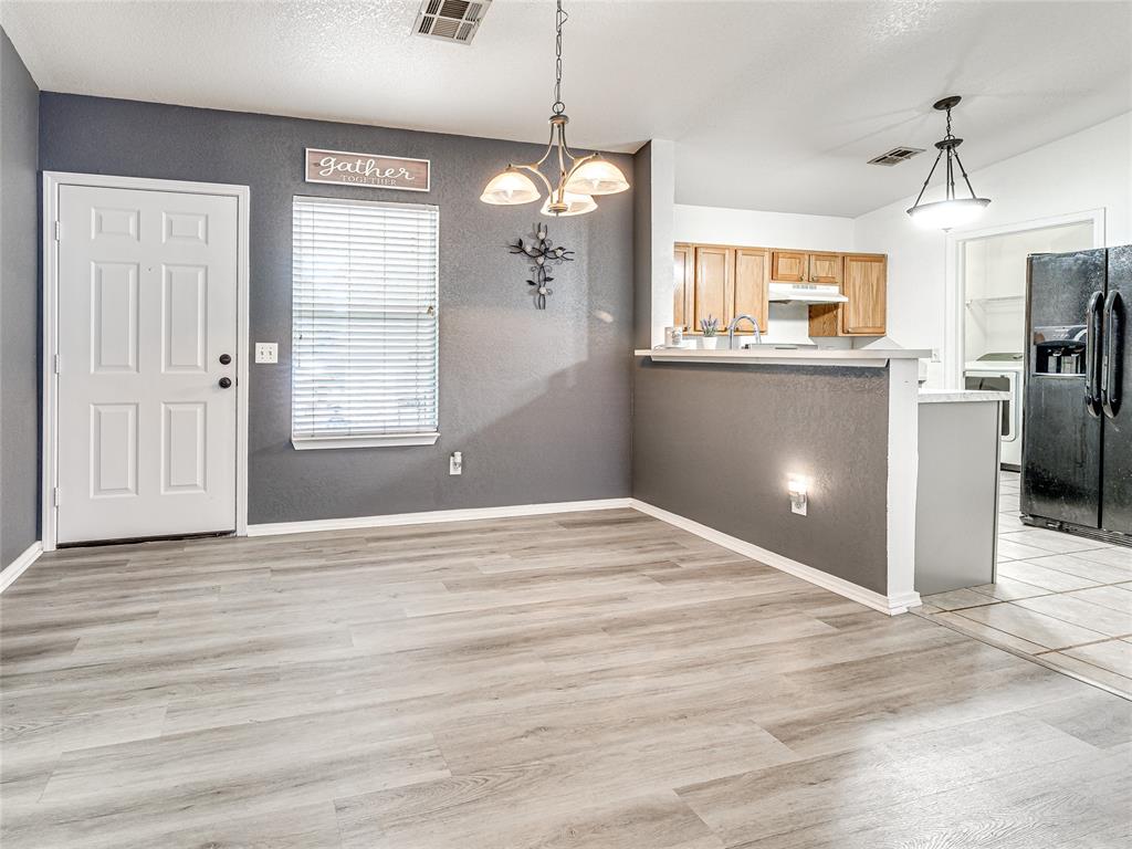 2401 Hunting Horse Trail