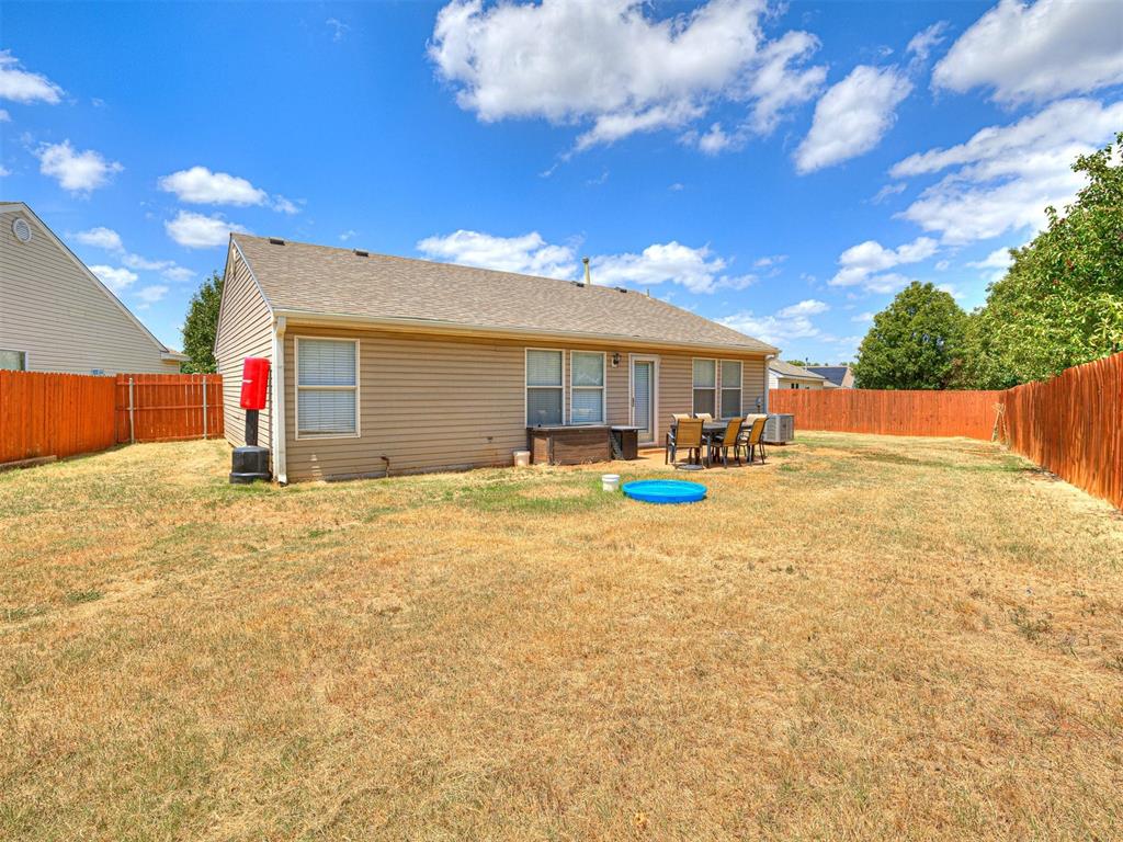 2401 Hunting Horse Trail