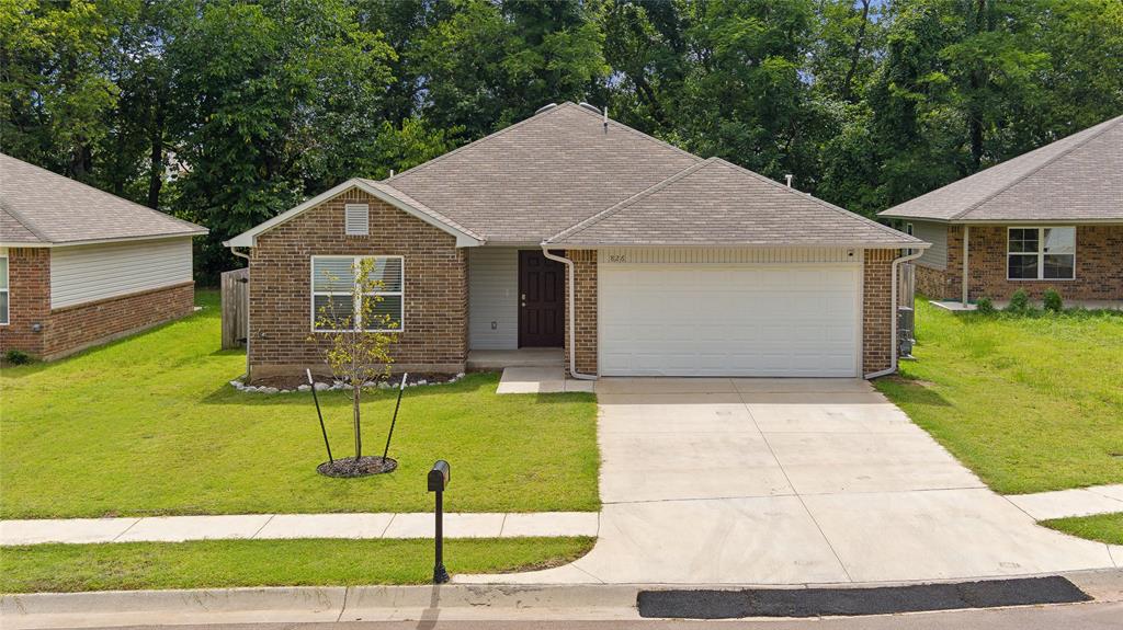 826 Highgarden Circle