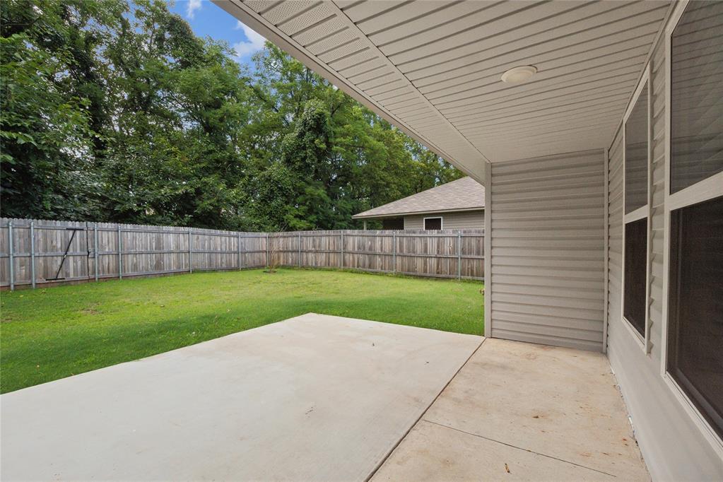 826 Highgarden Circle