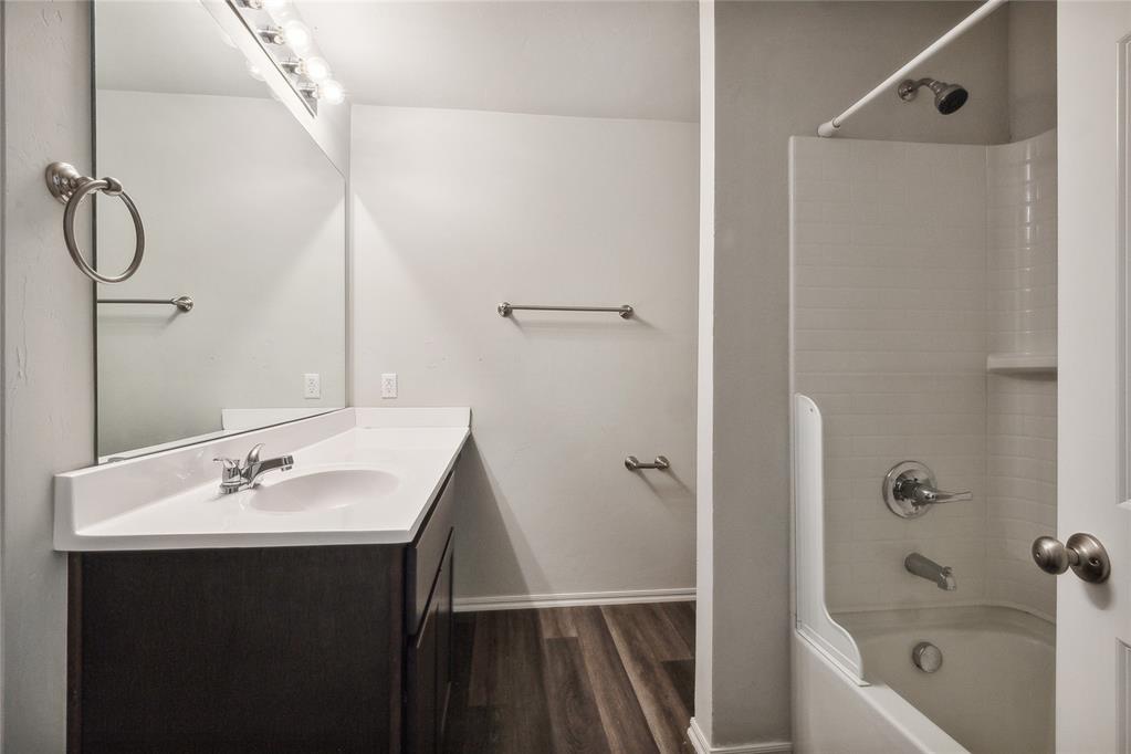 826 Highgarden Circle