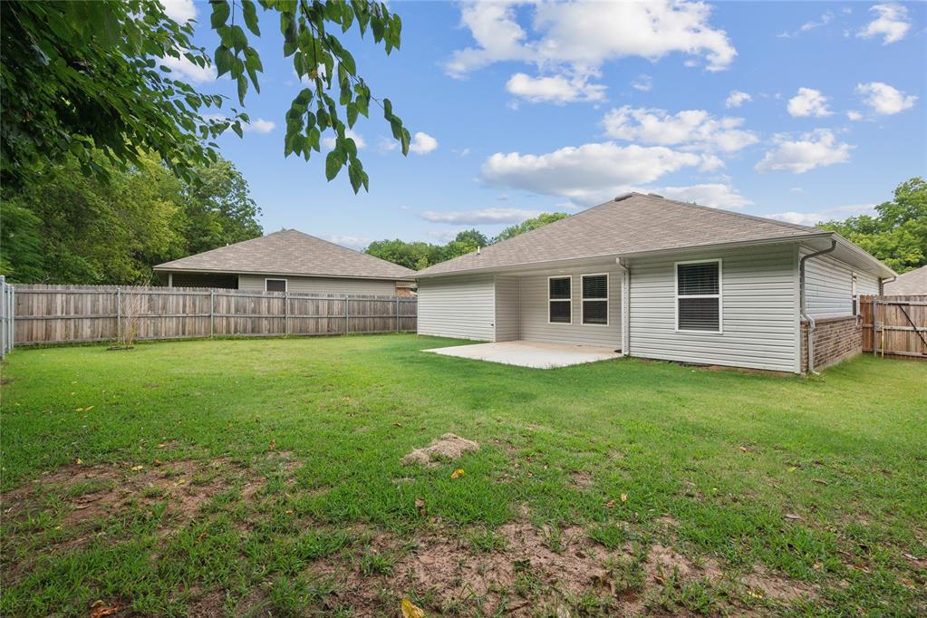 826 Highgarden Circle