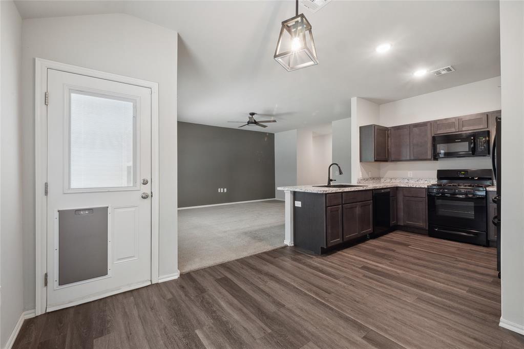 826 Highgarden Circle