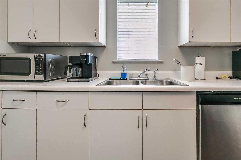 1115 W Eufaula Street