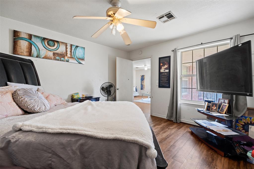 5608 Julie Court Unit: 5608&5610