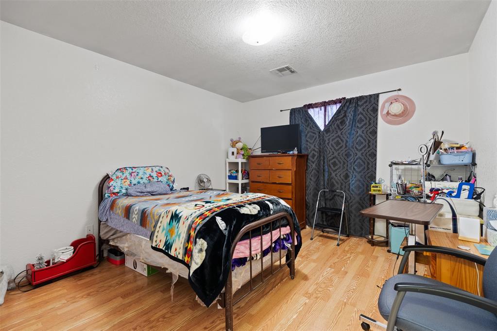 5608 Julie Court Unit: 5608&5610