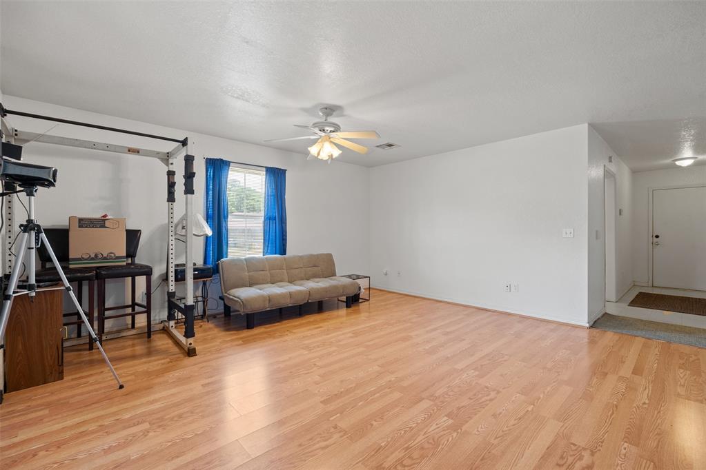 5608 Julie Court Unit: 5608&5610