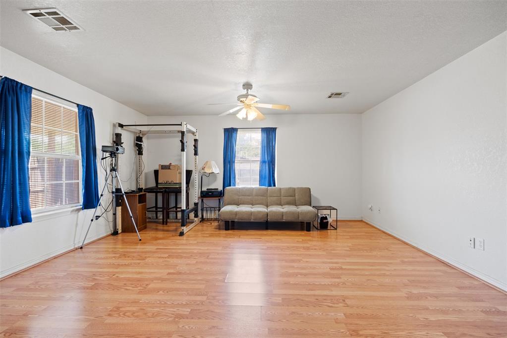 5608 Julie Court Unit: 5608&5610