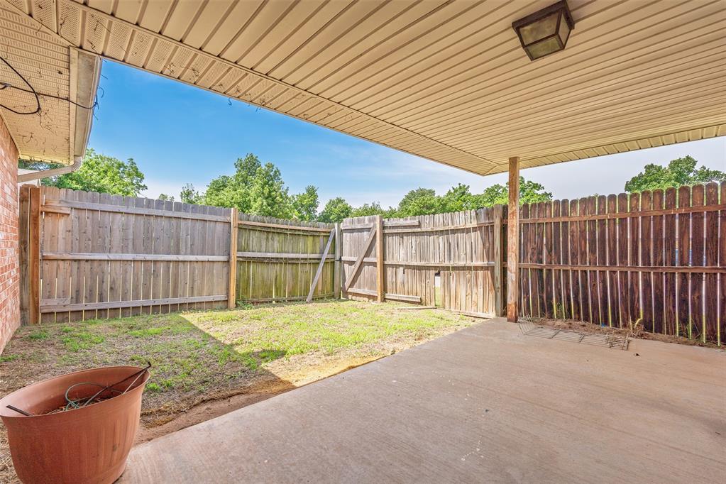 5608 Julie Court Unit: 5608&5610