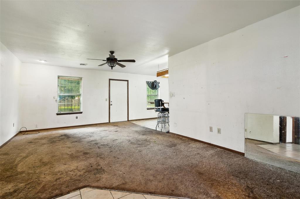 2725 SW Grand Boulevard