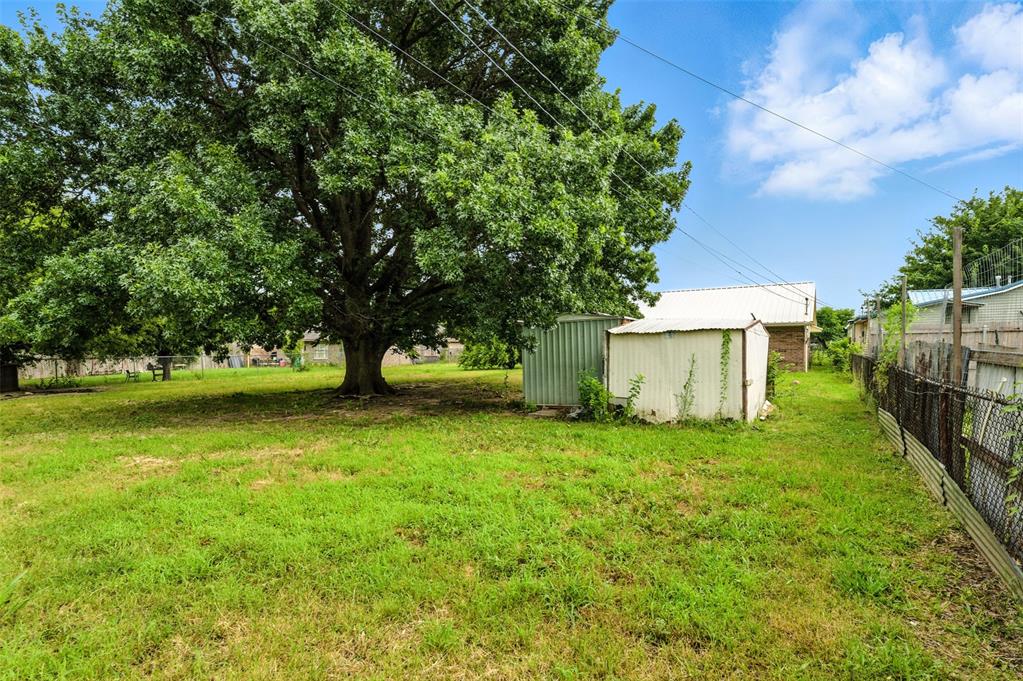 2725 SW Grand Boulevard