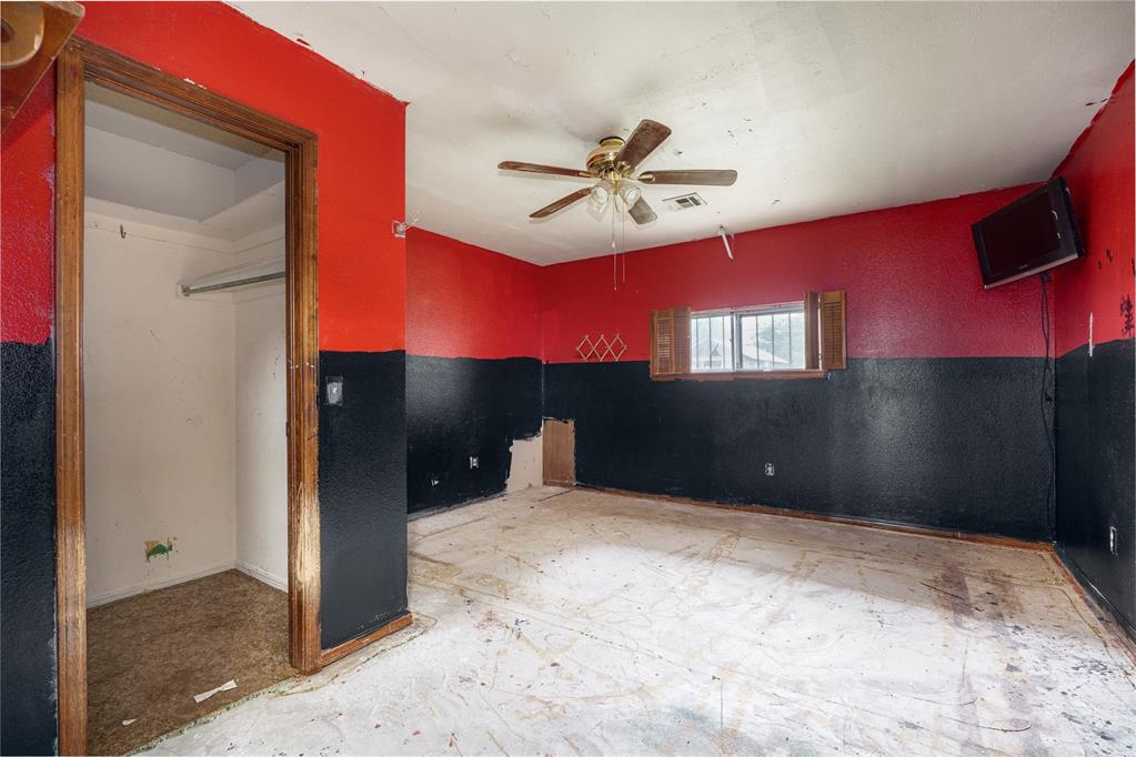 2725 SW Grand Boulevard