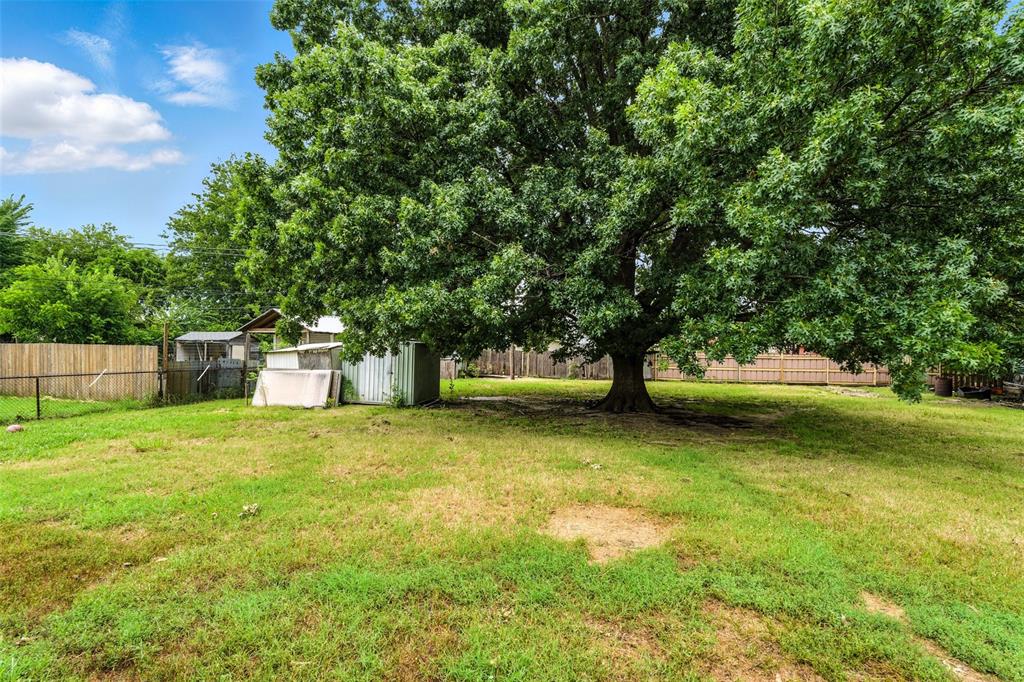 2725 SW Grand Boulevard