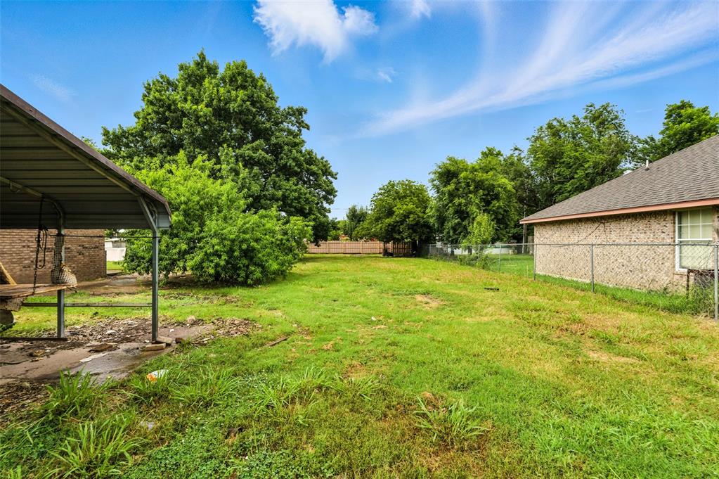 2725 SW Grand Boulevard