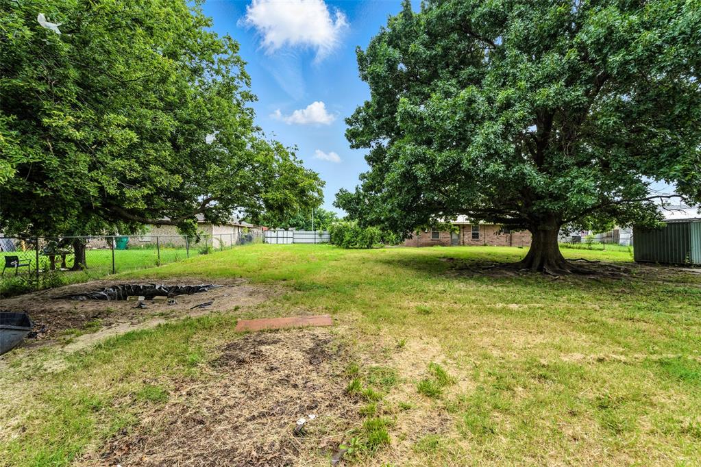 2725 SW Grand Boulevard