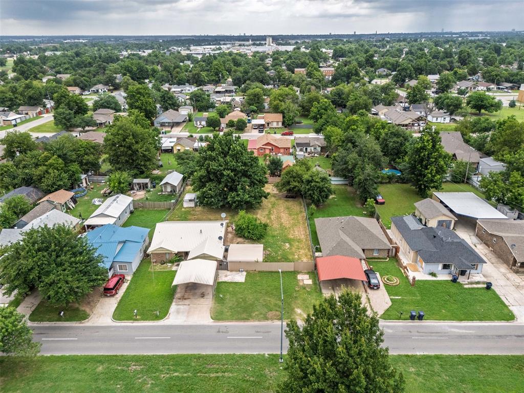 2725 SW Grand Boulevard