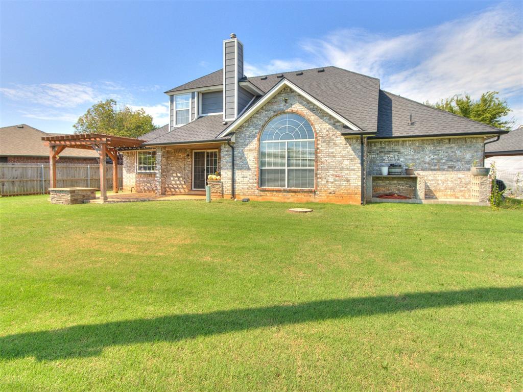 2932 Canyon Oaks Court