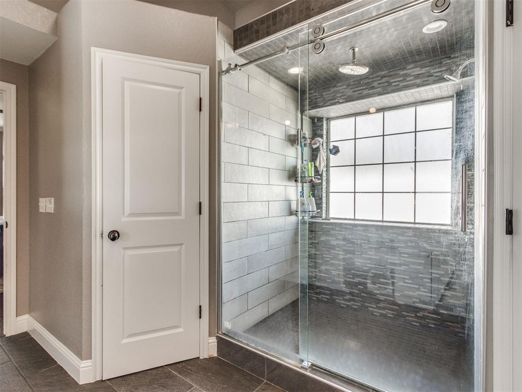 2932 Canyon Oaks Court