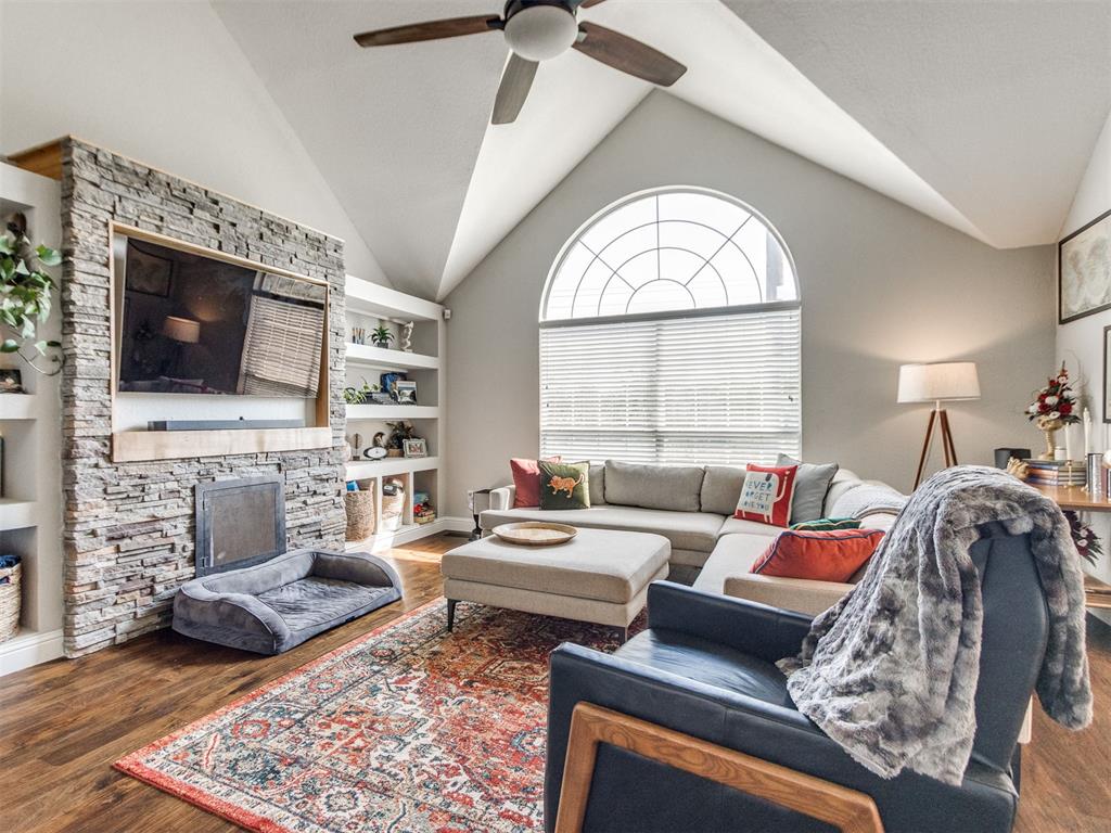 2932 Canyon Oaks Court