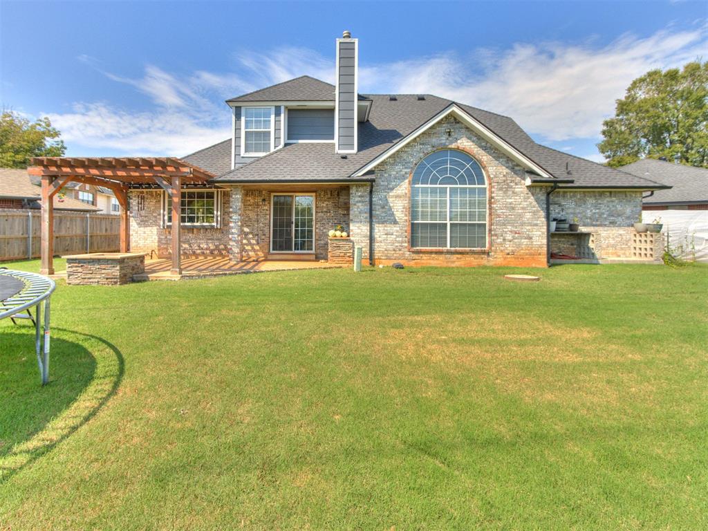 2932 Canyon Oaks Court