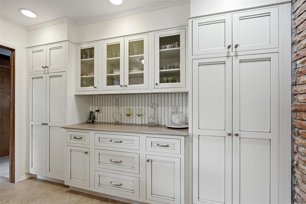 3112 Brookhollow Road