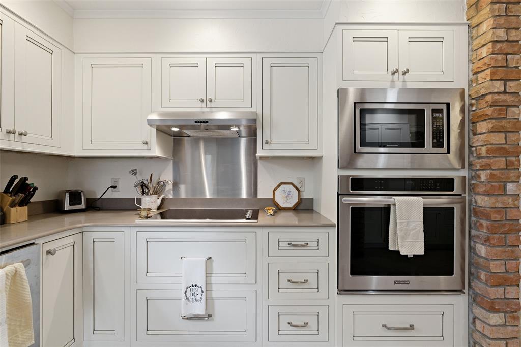 3112 Brookhollow Road