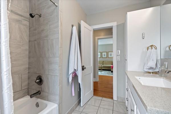 1127 W Symmes Street