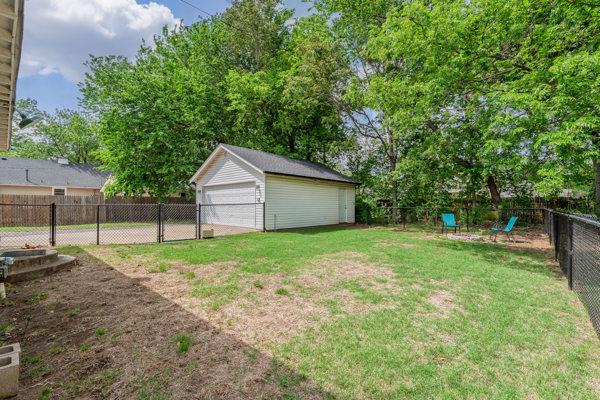 1127 W Symmes Street