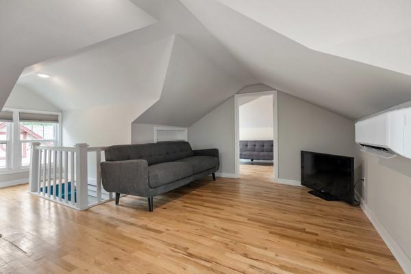 1127 W Symmes Street