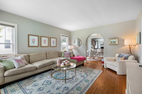 1127 W Symmes Street