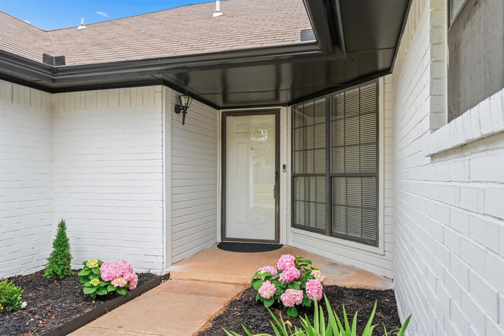 11909 Moon Beam Drive