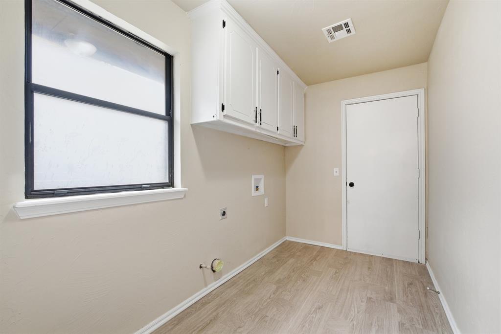 11909 Moon Beam Drive