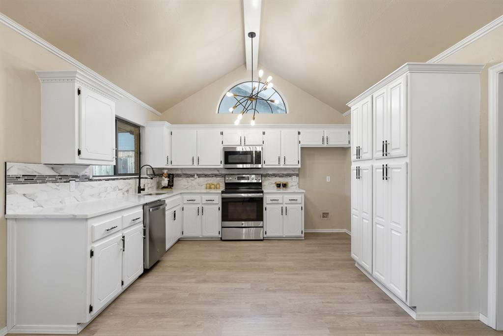 11909 Moon Beam Drive