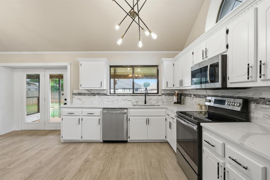 11909 Moon Beam Drive