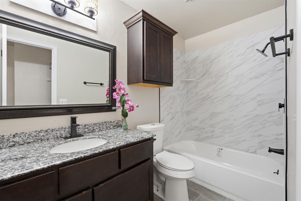 11909 Moon Beam Drive