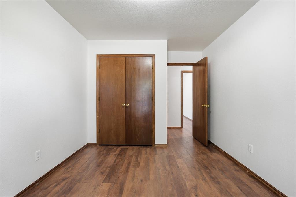 500 Gyrfalcon Drive