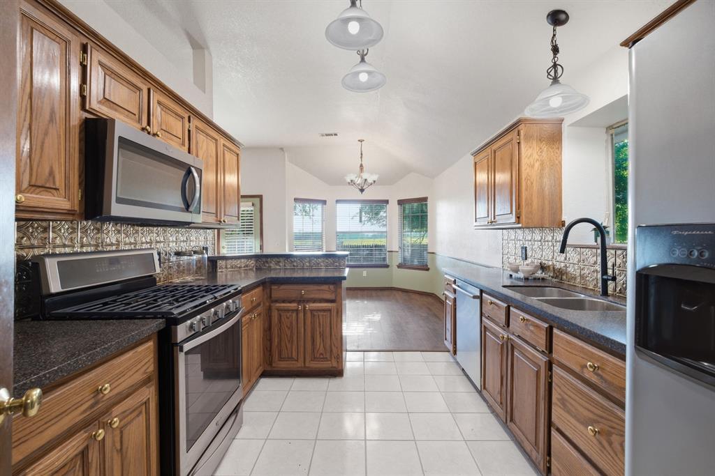 500 Gyrfalcon Drive