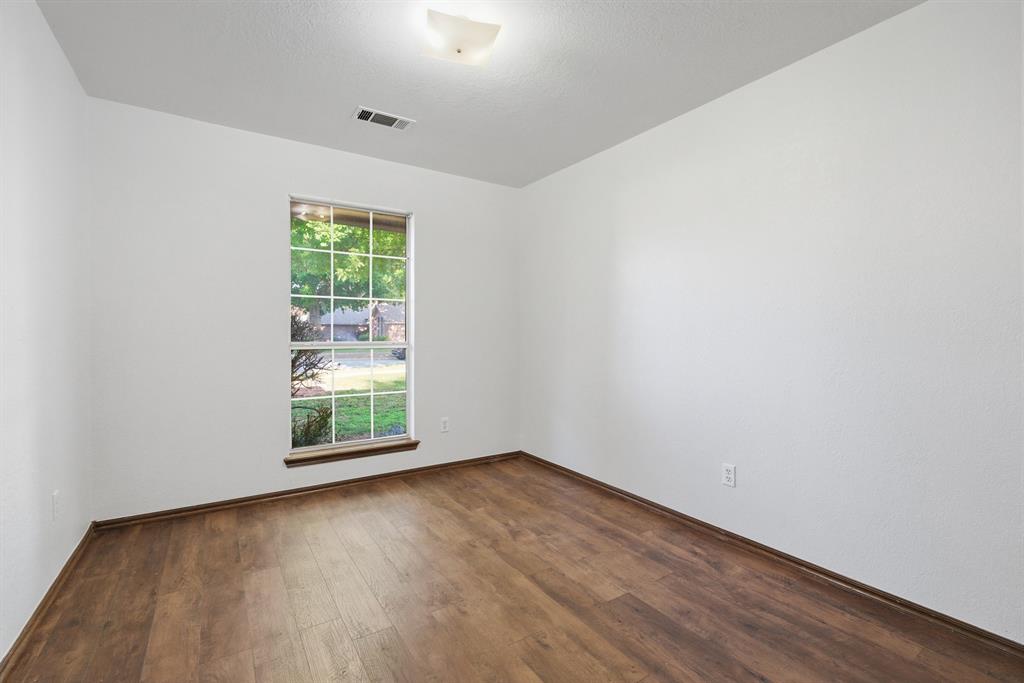 500 Gyrfalcon Drive